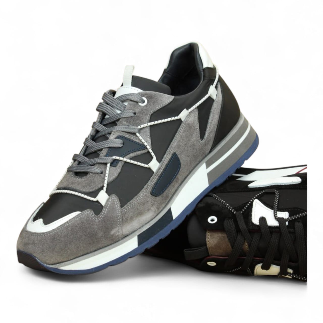 Men's Premium Casual Sneaker